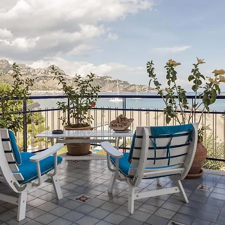 Casa D'a..mare Giardini-Naxos