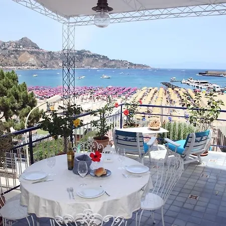 Apartment Casa D'a..mare Giardini-Naxos