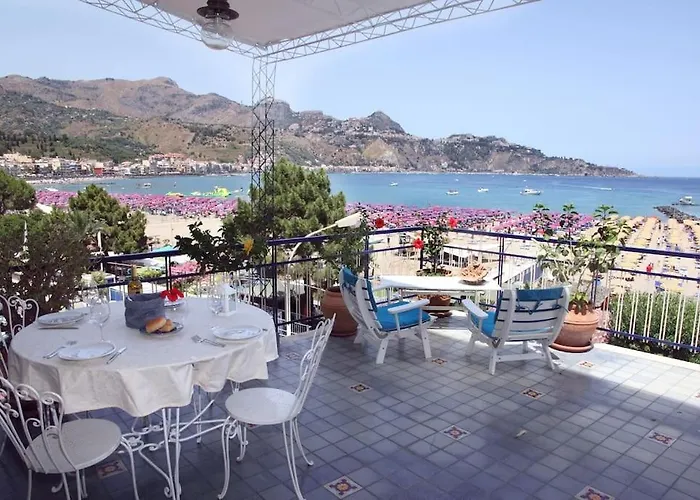 Casa D'a..mare Giardini-Naxos